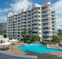 Broadbeach Holiday Apartments - Palm Beach Accommodation