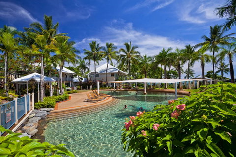 Coral Sands Beachfront Resort - Palm Beach Accommodation 1