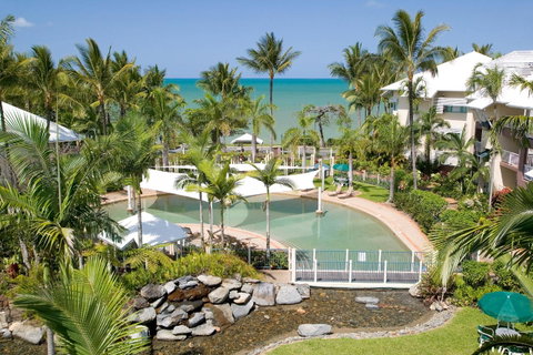 Coral Sands Beachfront Resort - Palm Beach Accommodation 0