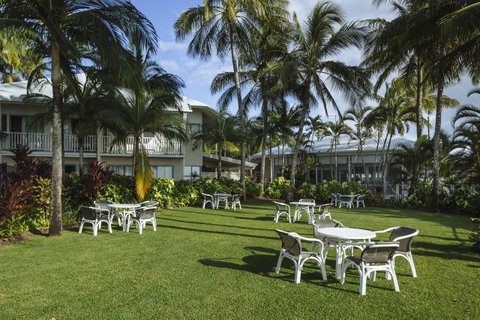 Coral Sands Beachfront Resort - Palm Beach Accommodation 10