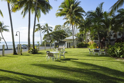 Coral Sands Beachfront Resort - Palm Beach Accommodation 11