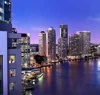 Stamford Plaza Brisbane - Palm Beach Accommodation