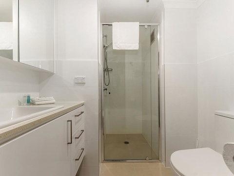 Sunbird Beach Resort Main Beach - Palm Beach Accommodation 29