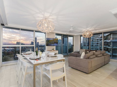 Sunbird Beach Resort Main Beach - Palm Beach Accommodation 11