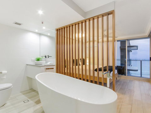 Sunbird Beach Resort Main Beach - Palm Beach Accommodation 21