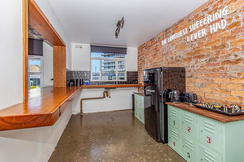 The Pink Hotel Coolangatta - Palm Beach Accommodation 4