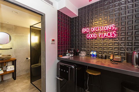 The Pink Hotel Coolangatta - Palm Beach Accommodation 15