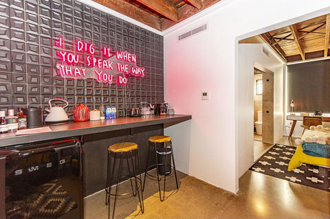 The Pink Hotel Coolangatta - Palm Beach Accommodation 20