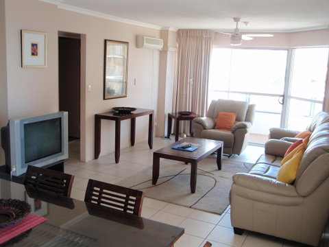 Grosvenor Beachfront Apartments Surfers Paradise - Palm Beach Accommodation 21