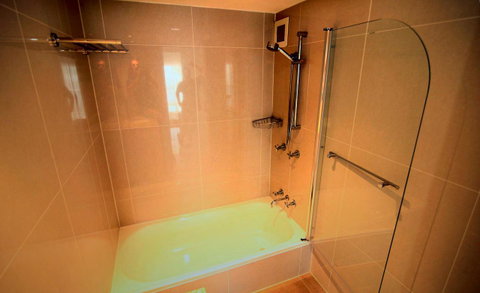 Grosvenor Beachfront Apartments Surfers Paradise - Palm Beach Accommodation 34
