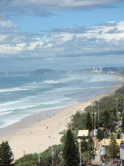 Grosvenor Beachfront Apartments Surfers Paradise - Palm Beach Accommodation 12