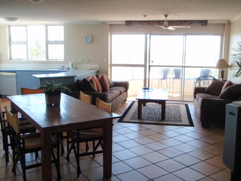 Grosvenor Beachfront Apartments Surfers Paradise - Palm Beach Accommodation 22