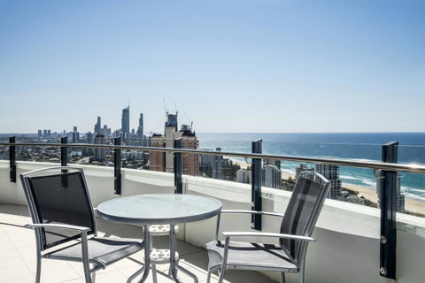 The Wave Resort - Palm Beach Accommodation 8
