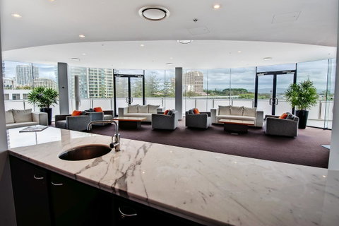 The Wave Resort - Palm Beach Accommodation 28