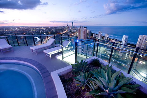 The Wave Resort - Palm Beach Accommodation 12