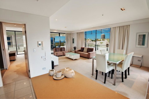 The Wave Resort - Palm Beach Accommodation 43