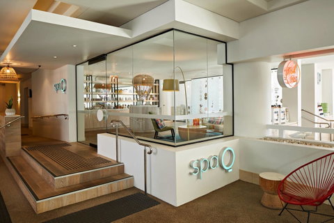 QT Gold Coast - Palm Beach Accommodation 17