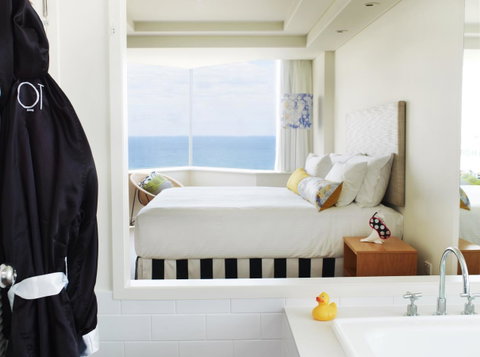 QT Gold Coast - Palm Beach Accommodation 10