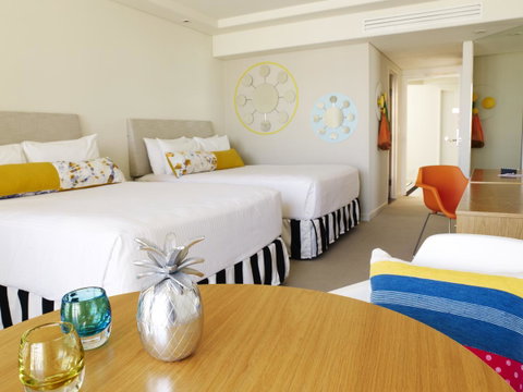QT Gold Coast - Palm Beach Accommodation 9