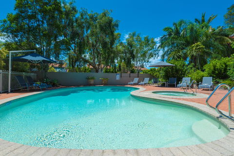 At The Sound Noosa Motel - Palm Beach Accommodation 10