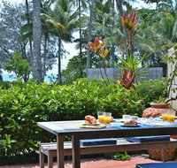 Number 2 On The Beach  Beautiful Beachfront Villa - Palm Beach Accommodation