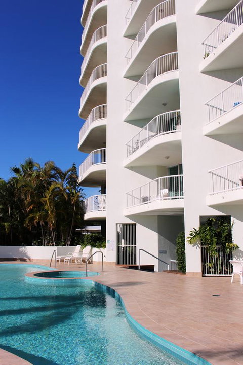 Crystal Bay On The Broadwater - Palm Beach Accommodation 24