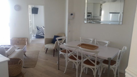 Crystal Bay On The Broadwater - Palm Beach Accommodation 23