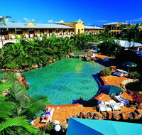 Palm Royale Cairns - Palm Beach Accommodation