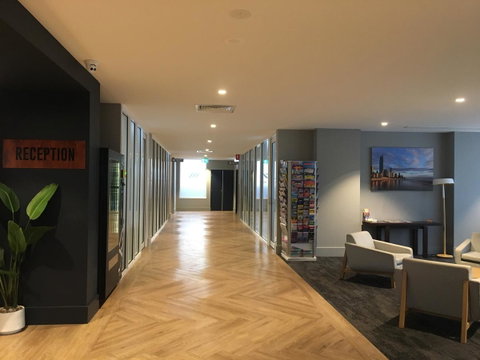 Woodroffe Hotel - Palm Beach Accommodation 6