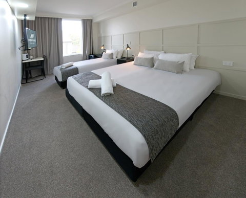 Woodroffe Hotel - Palm Beach Accommodation 13