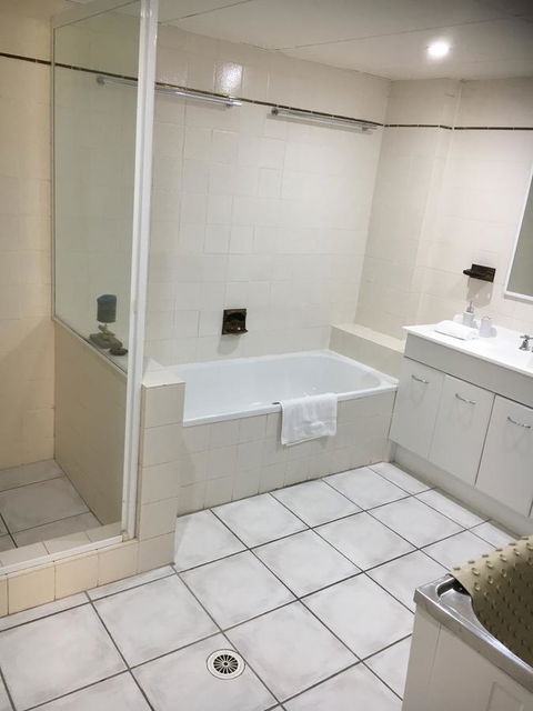 Oceania On Burleigh Beach - Palm Beach Accommodation 37