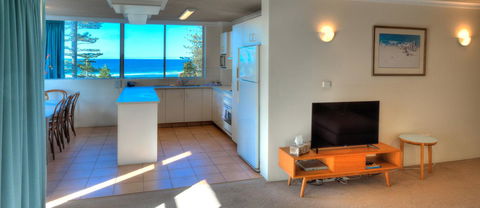 Oceania On Burleigh Beach - Palm Beach Accommodation 2