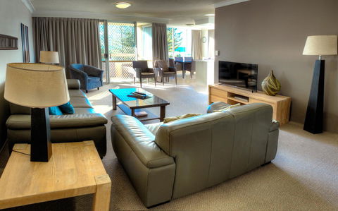 Oceania On Burleigh Beach - Palm Beach Accommodation 6