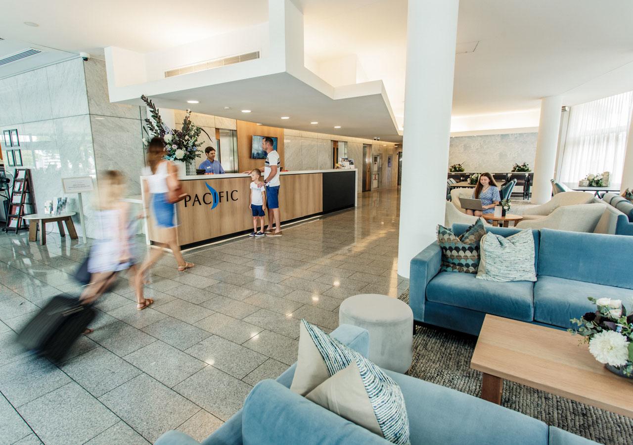 Spring Hill QLD Palm Beach Accommodation