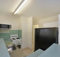Lychee Tree Holiday Apartments - Palm Beach Accommodation
