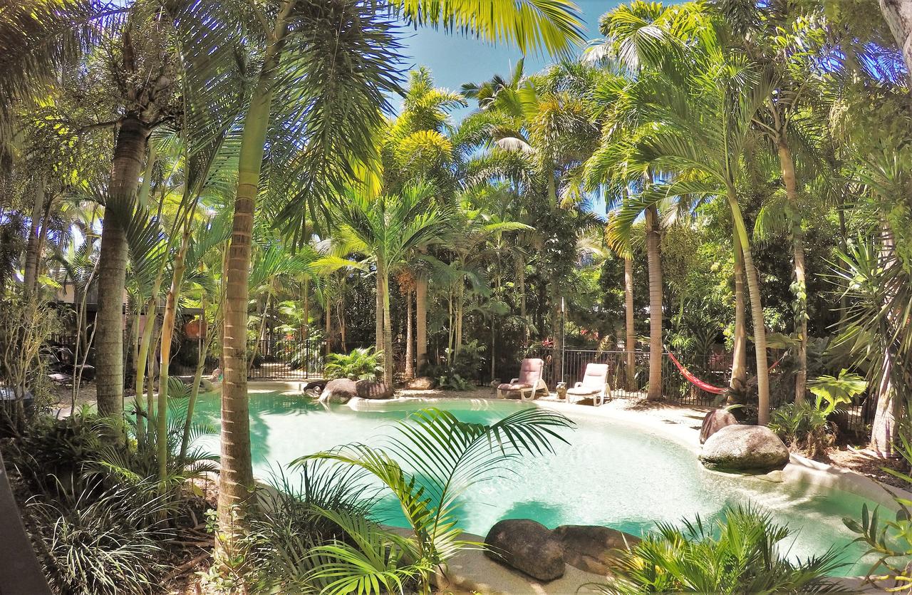 Wongaling Beach QLD Palm Beach Accommodation