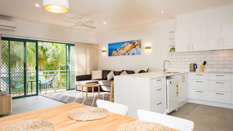 Currumbin Sands On The Beach - Palm Beach Accommodation 16