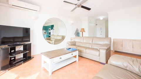 Currumbin Sands On The Beach - Palm Beach Accommodation 14