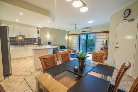 Currumbin Sands On The Beach - Palm Beach Accommodation 21