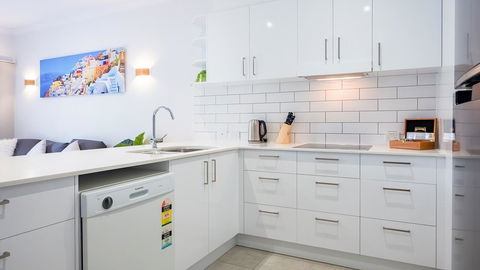 Currumbin Sands On The Beach - Palm Beach Accommodation 22