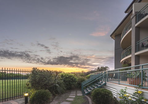 Currumbin Sands On The Beach - Palm Beach Accommodation 7