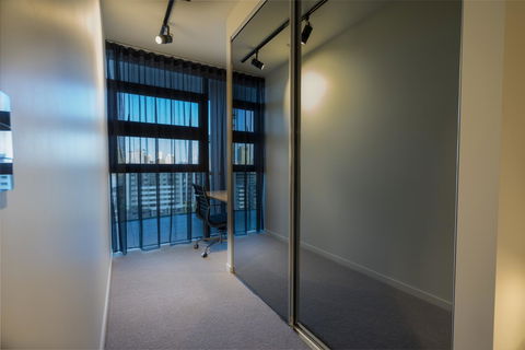 Arena Apartments By CLLIX - Palm Beach Accommodation 26