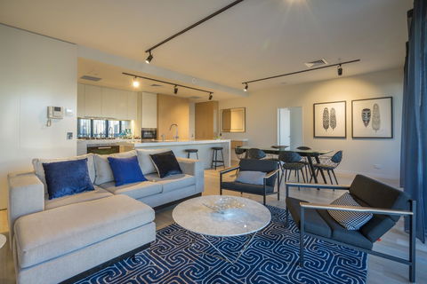 Arena Apartments By CLLIX - Palm Beach Accommodation 33