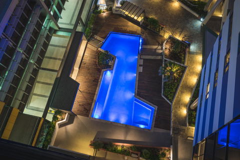 Arena Apartments By CLLIX - Palm Beach Accommodation 2
