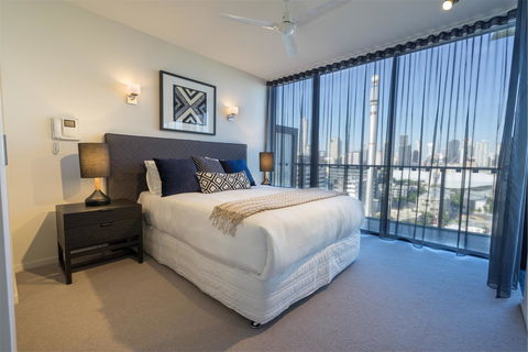 Arena Apartments By CLLIX - Palm Beach Accommodation 18