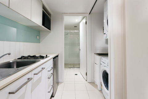 Gabba Central Apartments - Palm Beach Accommodation 24