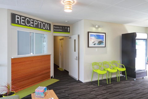 Palm Beach Hotel - Palm Beach Accommodation 28