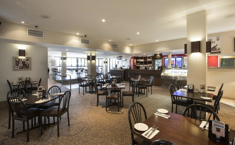 Palm Beach Hotel - Palm Beach Accommodation 12