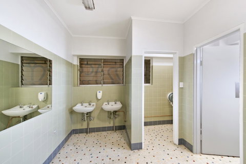 Palm Beach Hotel - Palm Beach Accommodation 24
