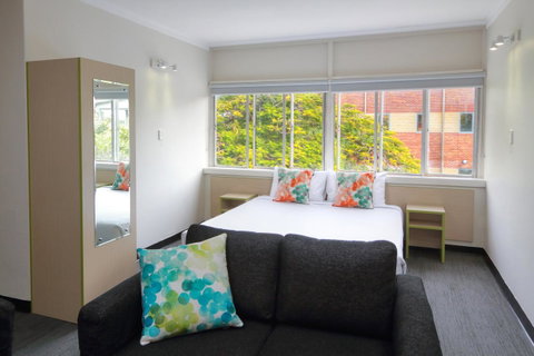 Palm Beach Hotel - Palm Beach Accommodation 11